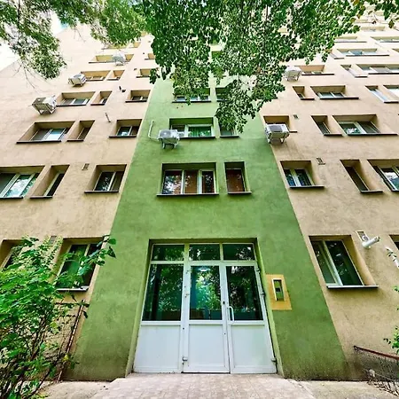 Bright Matei Voievod * Bukarest